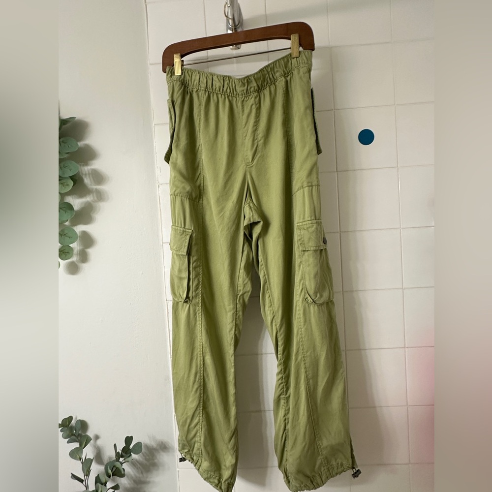 Women's Green Cargo Jogger Pants